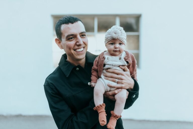 Co-Parenting Across Two Homes: One Portable Routine That Travels With Your Baby