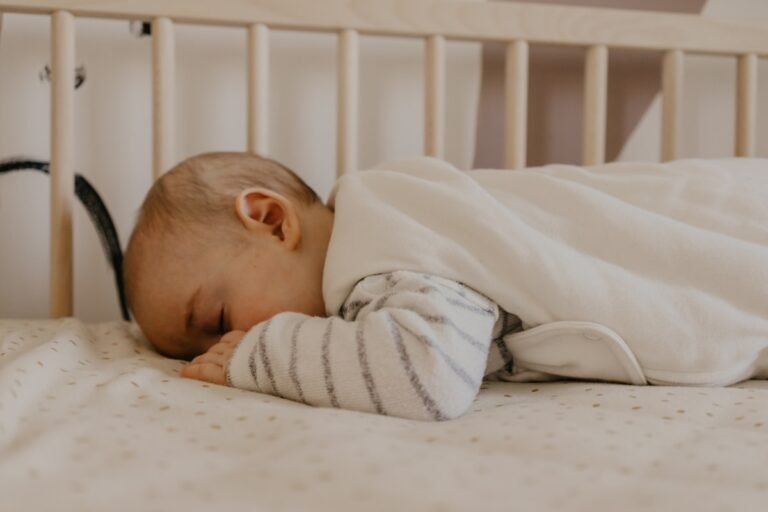 How to Get Baby to Sleep in the Crib (Without the 30-Minute Transfer Battle)